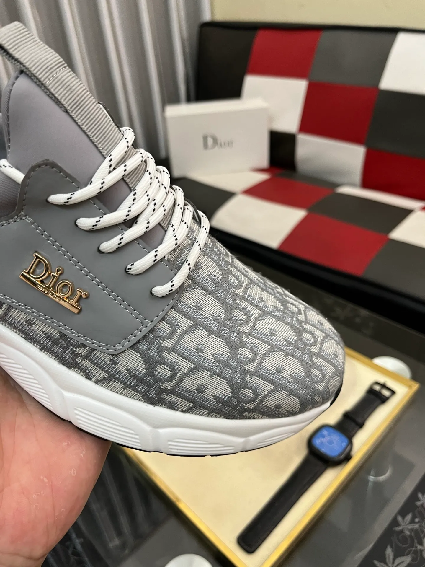 Men's Men's Shoes 💰420⌚️⌚️[Dior] Dior's new casual men's shoes are launched in Hong Kong counters. Official website 1:1 production. Original Italian materials. Designed by European and American masters. Perfect shape to create counter quality. Solid color rubber wear-resistant outsole and classic dazzling head! Super versatile and very comfortable. High-end without losing taste, fashionable and novel! ! Absolute focus! Code number: 38-44 2️⃣colors available